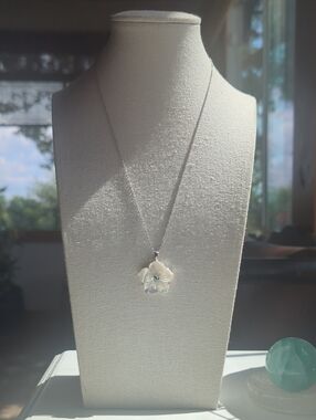 Stauer Mother of Pearl Blue Topaz Sterling Silver Flower Pendant 18"-20"